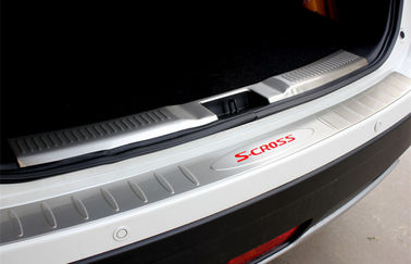 چین سوزوکی S-cross 2014 صفحه های درب روشن ، صفحه نقره ای محافظ درب اتومبیل تامین کننده